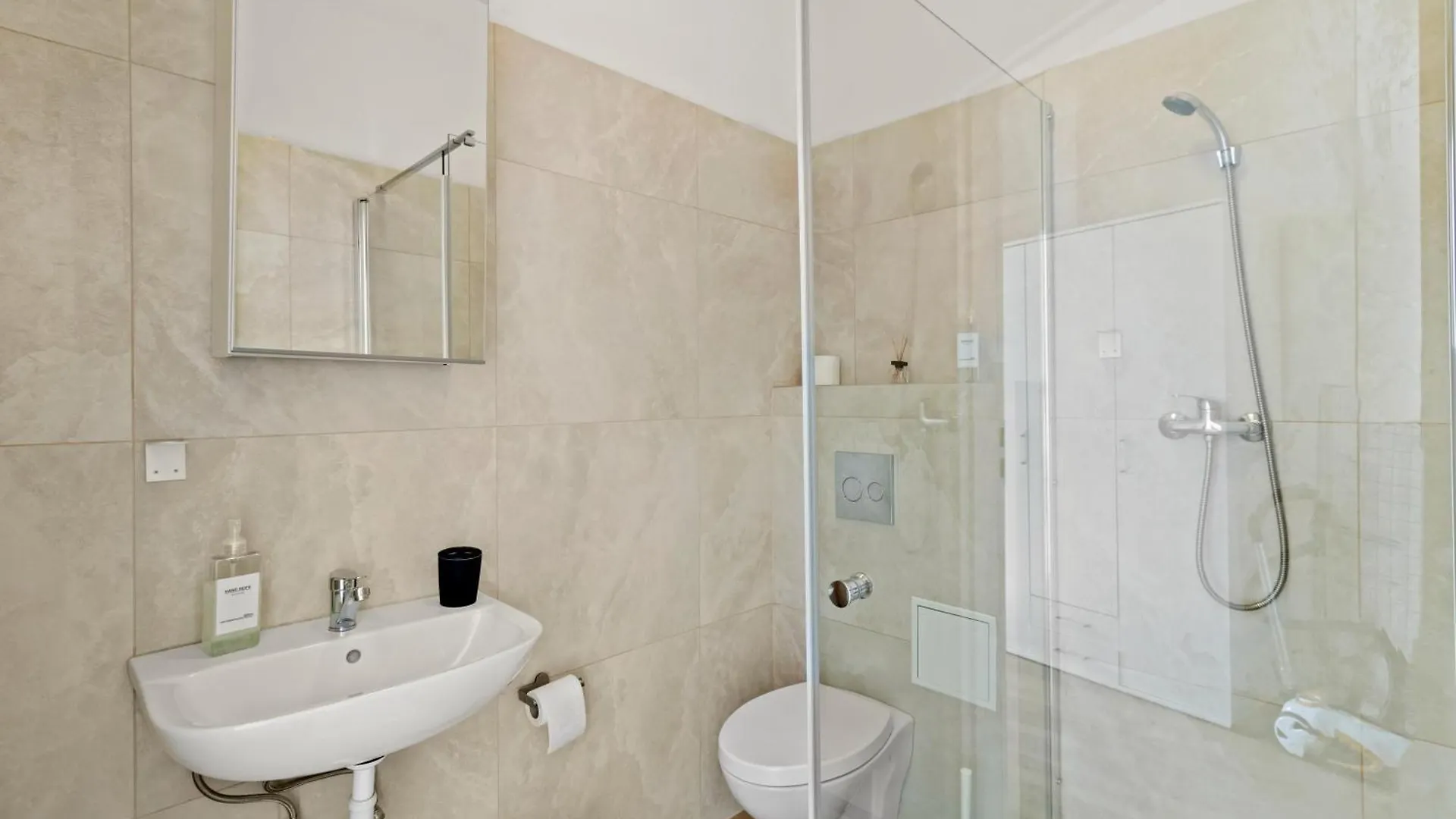 Apartman Farawayhomes Studios 43 Bécs
